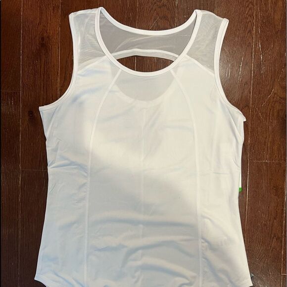 Gaiam Women’s Reflection Open-Back Yoga Tank Top - Picture 10 of 14